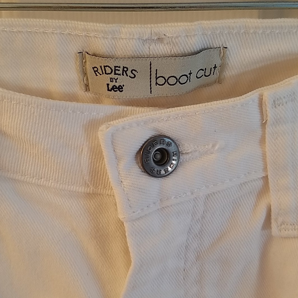 Riders by Lee White jeans - like new! - Picture 3 of 3